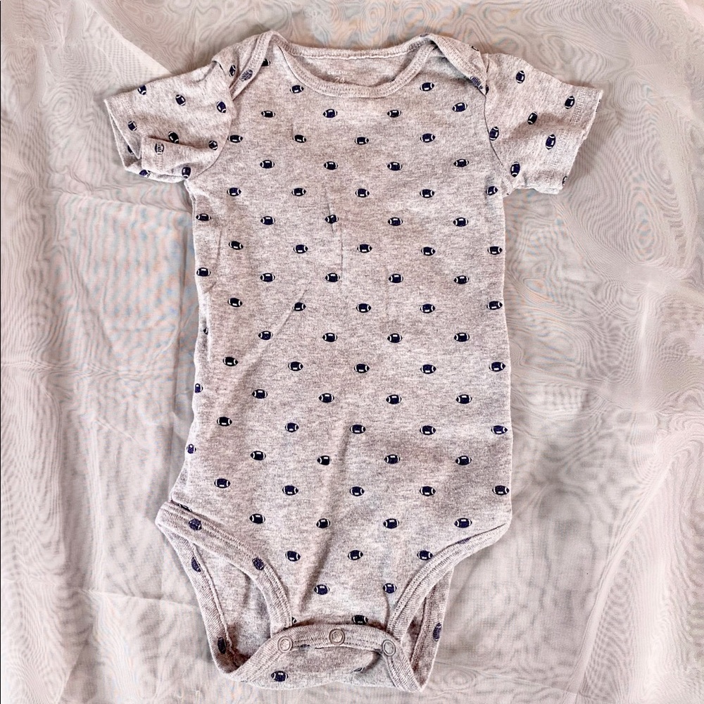 Boys bundle 24mo onesies - Picture 11 of 11